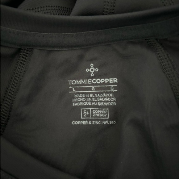NWOT. Tommy Copper back support tee - Picture 7 of 8